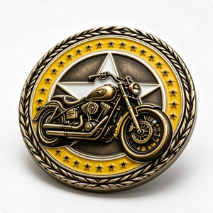 Moneda de motocicleta antigua de latón chapado en oro, circular, coleccionable, artística, con grabado en relieve y estampado. - Product Image 1