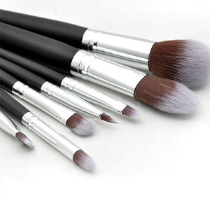 2024 buena calidad negro 7 Uds mango largo <span class=keywords><strong>de</strong></span> madera <span class=keywords><strong>maquillaje</strong></span> profesional plano marca <span class=keywords><strong>de</strong></span> lujo juego <span class=keywords><strong>de</strong></span> <span class=keywords><strong>brochas</strong></span> mujeres herramienta <span class=keywords><strong>de</strong></span> belleza cepillos cosméticos - Product Image 6
