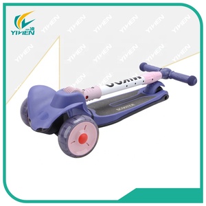 Luci <span class=keywords><strong>a</strong></span> LED di fabbrica con musica Scooter per bambini <span class=keywords><strong>a</strong></span> tre ruote nuovo Scooter giocattolo per bambini <span class=keywords><strong>a</strong></span> forma di pipistrello - Product Image 3