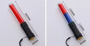 Bâtons lumineux de signalisation routière à LED portatifs à éclairage supérieur blancs de 26 cm, à piles, clignotants, de sécurité, pour l'extérieur - Product Image 5