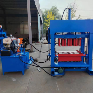 Machine à fabriquer des blocs semi-automatique QT4-28 avec pompe diesel PLC, certifiée <span class=keywords><strong>CE</strong></span>, économique - Product Image 1