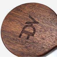 Miroirs cosmétiques de maquillage en bois naturel MDF sculpté avec logo personnalisé Petit miroir à main en bois compact et portable Vente en gros moderne