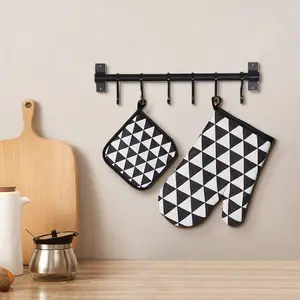 Kitchen Baking Cooking Black And White Grid Cotton Oven Mitts And Pot Holders Set Durable Hot Pads Machine Washable BBQ Gloves