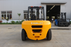 HELI Heavy Duty 7T 10T 12Ton Carretilla elevadora diésel Potente motor China Carretilla elevadora para manejo de contenedores portuarios Carretilla elevadora - Product Image 3