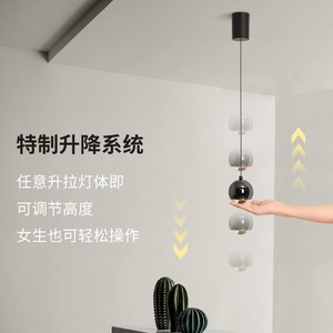 Lámpara Colgante Moderna Minimalista de Alta Gama para Dormitorio Principal, Diseño Elevable de Tendencia para Lámparas de Araña y Colgantes de Lujo - Product Image 1