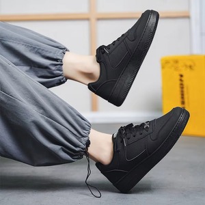 Nouvelles chaussures décontractées sportives pour hommes, polyvalentes et tendance, à enfiler, en maille, avec semelle extérieure en TPU, légères et à la mode - Product Image 4