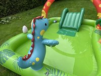 Personnalise la piscine gonflable pour enfants Dino Planet Play Center Kiddie Pool with Water Slide for Backyard Garden