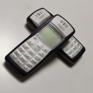 Piles neuves 9 couches Livraison gratuite Meilleur téléphone portable à barre droite de poche pas cher Convient pour 1100 Meilleur temps de veille sur 7 jours - Product Image 4