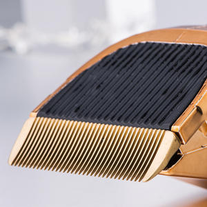 เครื่องตัดขนสัตว์ไฟฟ้า 9919 สีทอง แบบชาร์จได้ สำหรับสุนัขและสัตว์เลี้ยงขนาดใหญ่ ใบมีดตัดขน - Product Image 3