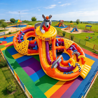 Parcours d'obstacles gonflable géant pour activités sportives de plein air, château gonflable en PVC avec toboggan, facile à assembler pour les fêtes et les événements