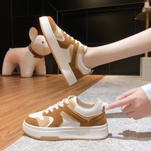Baskets blanches pour femmes, chaussures de sport décontractées, baskets pour femmes - Product Image 1
