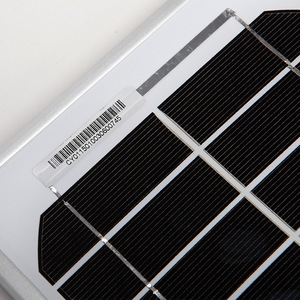 แผงโซลาร์เซลล์แบบคริสตัลเดี่ยว 18V 20W โมดูลไฟฟ้าโซลาร์เซลล์แบบพกพาสำหรับติดตั้งบนหลังคาบ้าน - Product Image 1