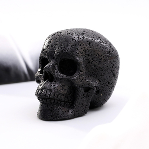 Crânes humains en cristal naturel sculpté à la main Artisanat folklorique Figurine de guérison en pierre de sang de dragon pour la décoration d'Halloween - Product Image 4