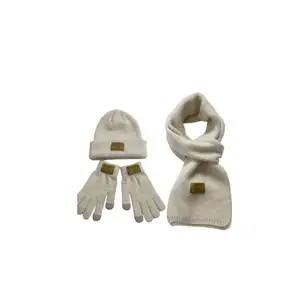 Grosir kustom Logo 3-potong musim dingin hangat merajut termal musim dingin Beanie topi syal layar sentuh sarung tangan Set untuk wanita dan pria
