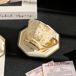 Tasse à café et soucoupe octogonales dorées <span class=keywords><strong>Mandala</strong></span>, tasse en céramique de haute qualité au design exquis avec bordure dorée à la main - Product Image 4