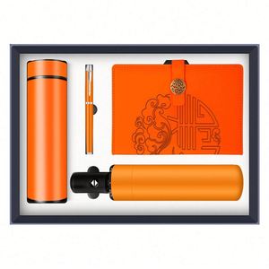 Nuevo Set de Regalo para Empleados 2024, Set de Regalo con Libreta - Product Image 1