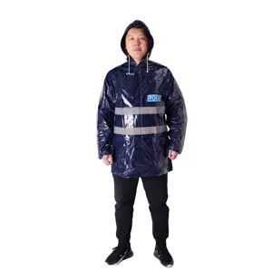 2023 Nieuwe Custom Logo Pvc Waterdichte Regen Poncho 'S Voor Volwassen Herbruikbare Regenjassen Voor Dames Heren Noodregenjas Met Capuchon