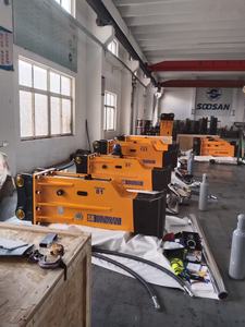 Soosan SB81 BOX Martillo Hidráulico, CUERPO PRINCIPAL DEL PRODUCTO, SUMINISTRO DIRECTO DE FÁBRICA, UN AÑO DE GARANTÍA, CARACTERÍSTICAS ESTÁNDAR INCLUIDAS - Product Image 6