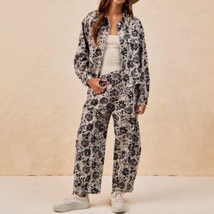 <span class=keywords><strong>Pantaloni</strong></span> larghi con stampa floreale da donna - Product Image 2