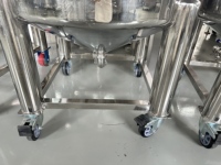 Cuve de mélange pneumatique pour parfums en acier inoxydable SUS316L/304 pour la fabrication de mélanges de fragrances