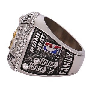 Vente en gros de bagues de basket-ball personnalisées pour hommes, boîte-cadeau d'affichage 2012 <span class=keywords><strong>Wade</strong></span> <span class=keywords><strong>Miami</strong></span> Heat Championship Ring Style classique Linghu - Product Image 3
