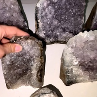 Vente en gros de grappes de drusy d'améthyste naturelle, spécimens de géodes de cristal à base taillée, quartz poli multicolore, pour la décoration intérieure DIY