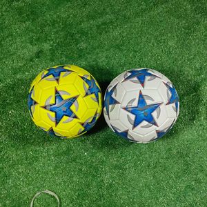 Balón de fútbol de alta calidad, profesional, con logo personalizado, ecológico, duradero, para entrenamiento de adultos, con 5 paneles de PU, precio de fábrica. - Product Image 1