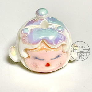Perle en résine Labubu 3D mignonne 20mm avec revêtement UV, forme irrégulière pour accessoires de bijoux, chaînes de téléphone et porte-clés DIY - Product Image 2