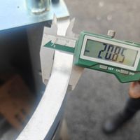 Machine de marquage de ligne de route Pulvérisateur de peinture automatique à haute efficacité de qualité professionnelle pour les autoroutes des aéroports de parkings