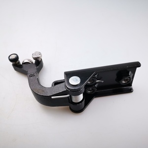 Charnière centrale de porte coulissante SAIC MAXUS V80 côté droit C00033188 - Product Image 3
