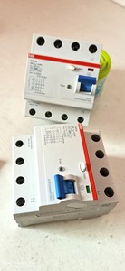 F204 B-63/0.03 2CSF204568R1630 เบรกเกอร์กระแสไฟตกค้าง PLC - Product Image 3