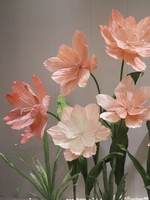 EG-WD26 fait à la main personnalisé organza soie papier géant fleur artificielle bébé rose géant crêpe papier fleurs pour vitrine