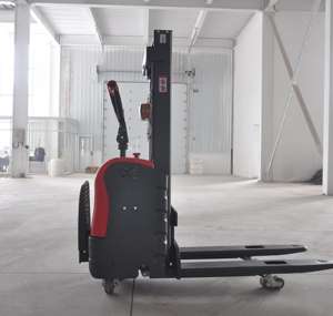 Los camiones apiladores Shouwo con una capacidad de carga de 1,5 a 2 toneladas y una altura de 5 metros ayudan a almacenar - Product Image 4