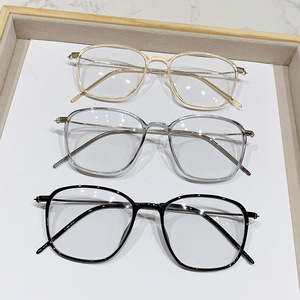 <span class=keywords><strong>Promoción</strong></span> 6053, <span class=keywords><strong>gafas</strong></span> baratas a la moda para mujer, <span class=keywords><strong>gafas</strong></span> <span class=keywords><strong>de</strong></span> ordenador con luz azul, montura <span class=keywords><strong>de</strong></span> <span class=keywords><strong>gafas</strong></span> ópticas cuadradas grandes para Miopía - Product Image 5