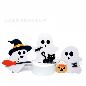 Decoración de fantasma de Halloween blanca con sombrero de bruja y escoba para uso en interiores, para decoración de fiestas. - Product Image 4