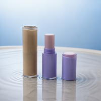 Contenant vide pour brillant à lèvres Yuecai pour marque de maquillage à étiquette privée, tubes cosmétiques DIY pour baume à lèvres, emballage de tubes de brillant à lèvres