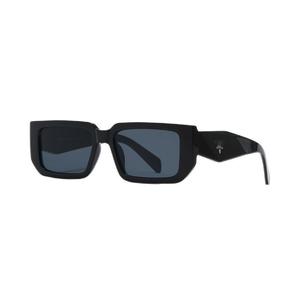 Gafas de Sol Unisex Modernas Europeas Americanas, Nuevas con Protección Anti-UV400, Modelo Clásico y Moderno BSM 2012, Montura de PC - Product Image 1