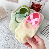 Femmes minces 3D dégradé couleur Yoga Pilates sport Fitness chaussettes respirant été court-Tube antidérapant équipage tricoté Yoga chaussettes