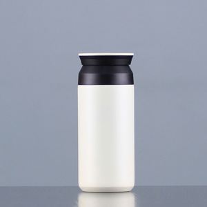 Mug isotherme japonais portable 350 ml en acier inoxydable 304 avec infuseur à thé, couvercle plat et poignée, idéal pour les activités de plein air, cadeau pour femme - Product Image 1