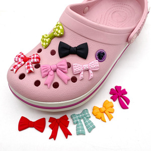 Boucle de décoration de lacets en caoutchouc souple, série nœuds mignons, tendance mode personnalisée, DIY Garden F062 Unisexe - Product Image 3