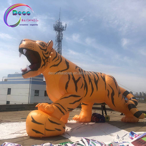 Tigre gonflable géant debout - Product Image 1