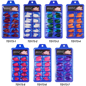 100 faux ongles à presser, forme cercueil/ballerine/carrée, longueur moyenne, couleur unie, prêts à poser - Product Image 3