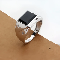 Meilleure vente à la mode minimaliste Cool Style couple euro-américain anneaux en acier inoxydable lisse pierre noire anneau haut à la mode