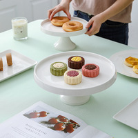Ensemble de décoration de fête de mariage de luxe en gros, support à gâteau rond à 3 étages, plateau à dessert blanc, ensemble de décoration de fête