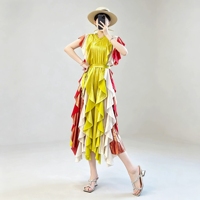Produit le plus vendu de l'été, robe décontractée mi-longue pour femmes, robe plissée Miyake à volants en cascade multi-niveaux, effet métallique brillant