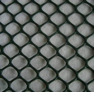 Géogrillage pour la végétation : Prévient l'érosion du sol, offre une robustesse et des performances supérieures, adapté à une large gamme de pentes - Product Image 3