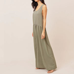 Robe maxi élégante sans manches, fluide et stylée, design OEM, personnalisée, 100% polyester, dos nu, 2026 - Product Image 4