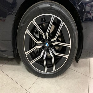 SUV Serie 7 2023, Automático, Negro Metálico, Poco Uso, Motor R20, Tracción Trasera, Interior Claro, Asientos de Cuero, ACC - Product Image 6