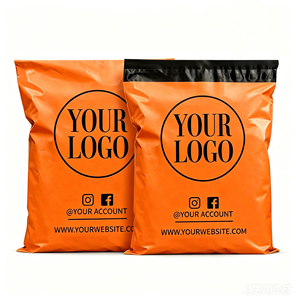 Busta di Spedizione in Plastica Arancione Personalizzata con Logo Social Media per Imballaggio Negozi Online - Product Image 1