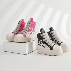 Yeni gelenler PU ayakkabıları lüks eğitmenler ayak bileği kadınlar <span class=keywords><strong>Sneakers</strong></span> yüksek üst platformu Streetwear daireler siyah Zip <span class=keywords><strong>Sneakers</strong></span> çizmeler - Product Image 2